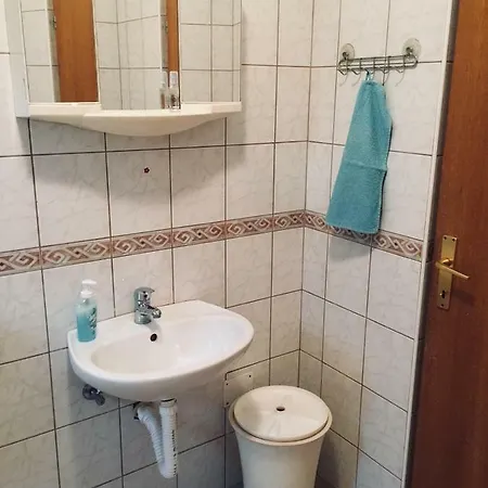 Cozy Farmhouse Apartman Budak